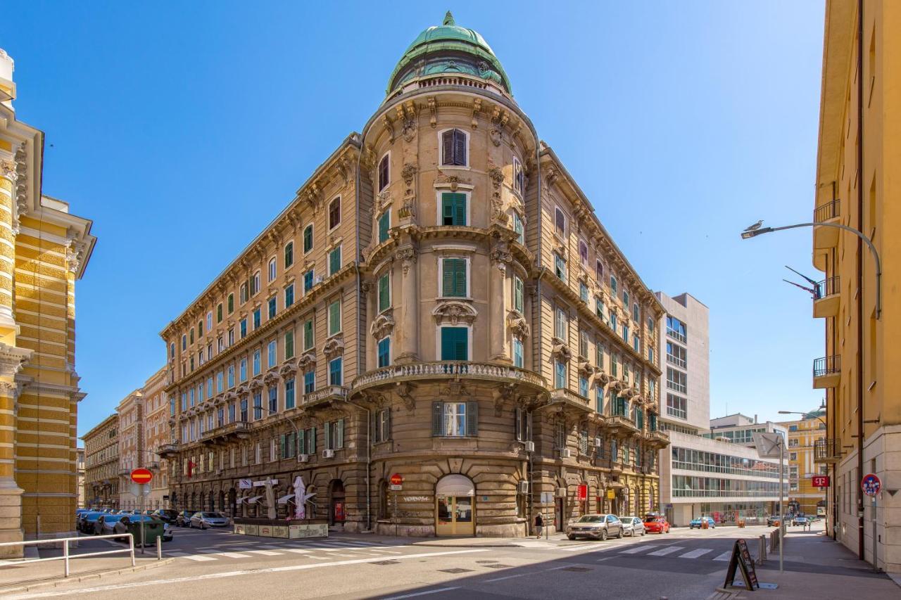 Apartments & Rooms One World Рієка Екстер'єр фото