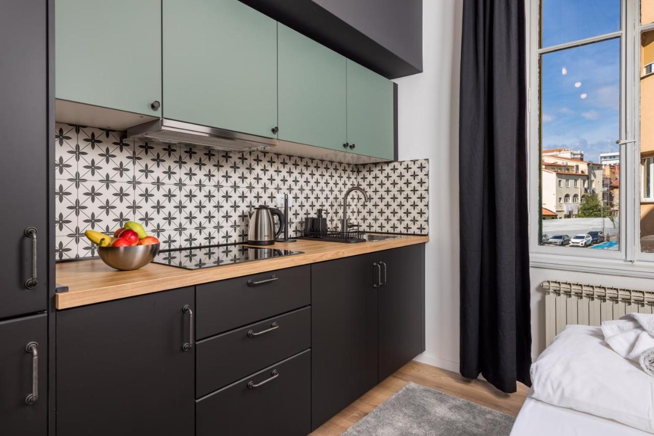 Apartments & Rooms One World Рієка Екстер'єр фото