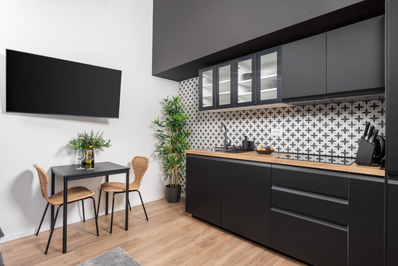 Apartments & Rooms One World Рієка Екстер'єр фото