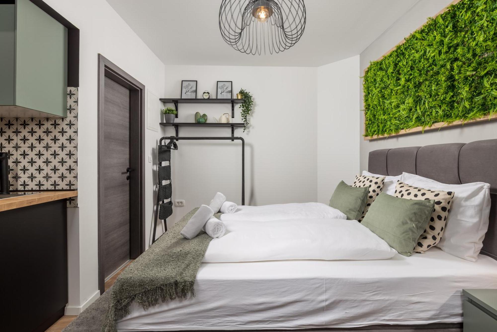Apartments & Rooms One World Рієка Екстер'єр фото