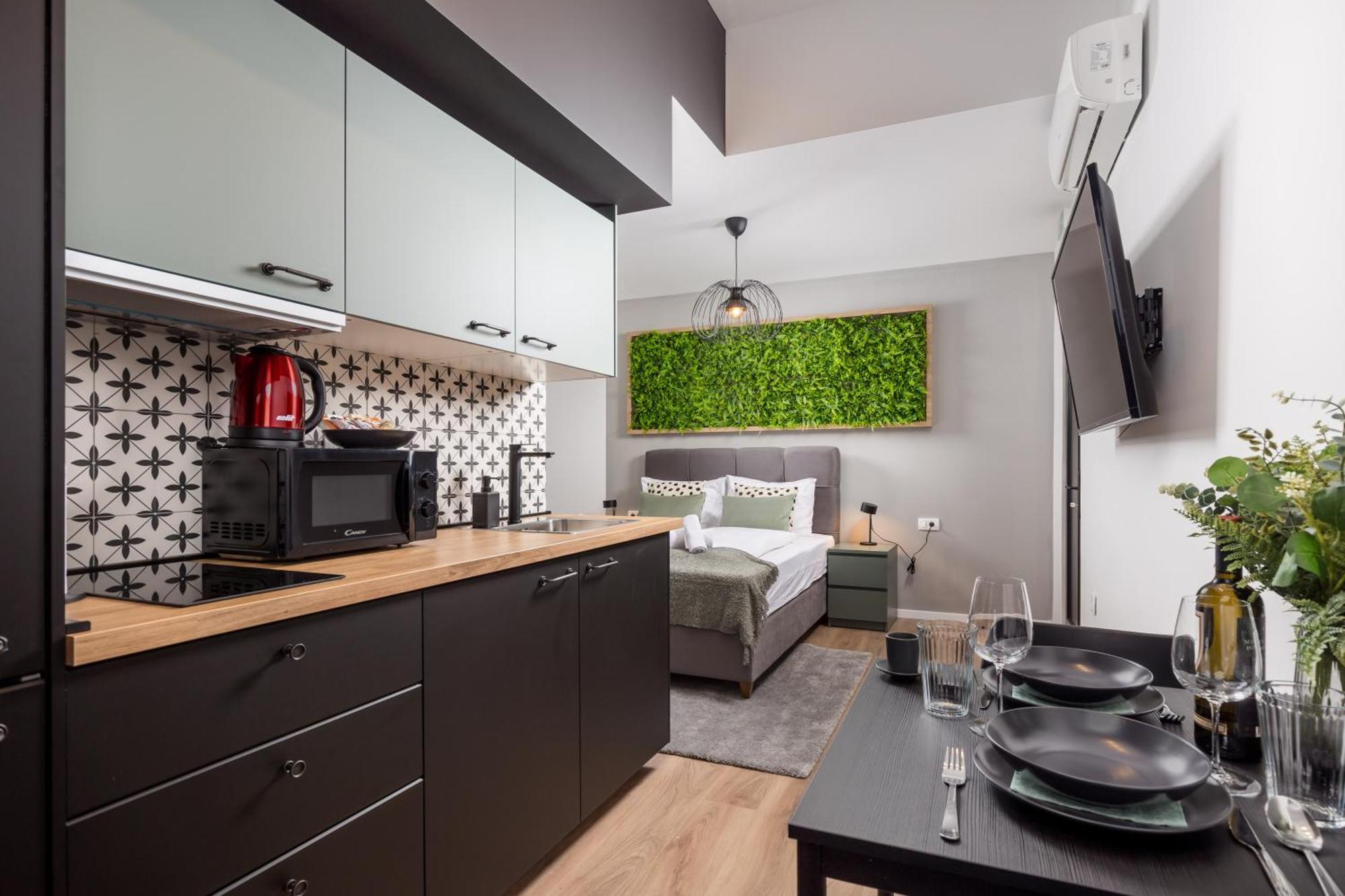 Apartments & Rooms One World Рієка Екстер'єр фото