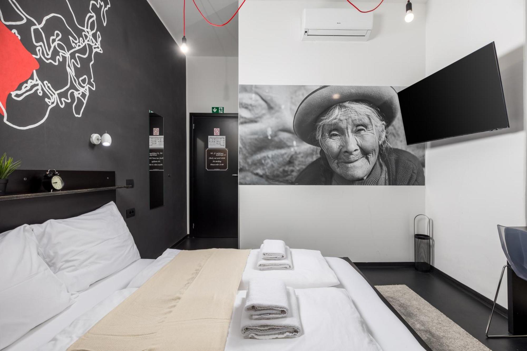 Apartments & Rooms One World Рієка Екстер'єр фото